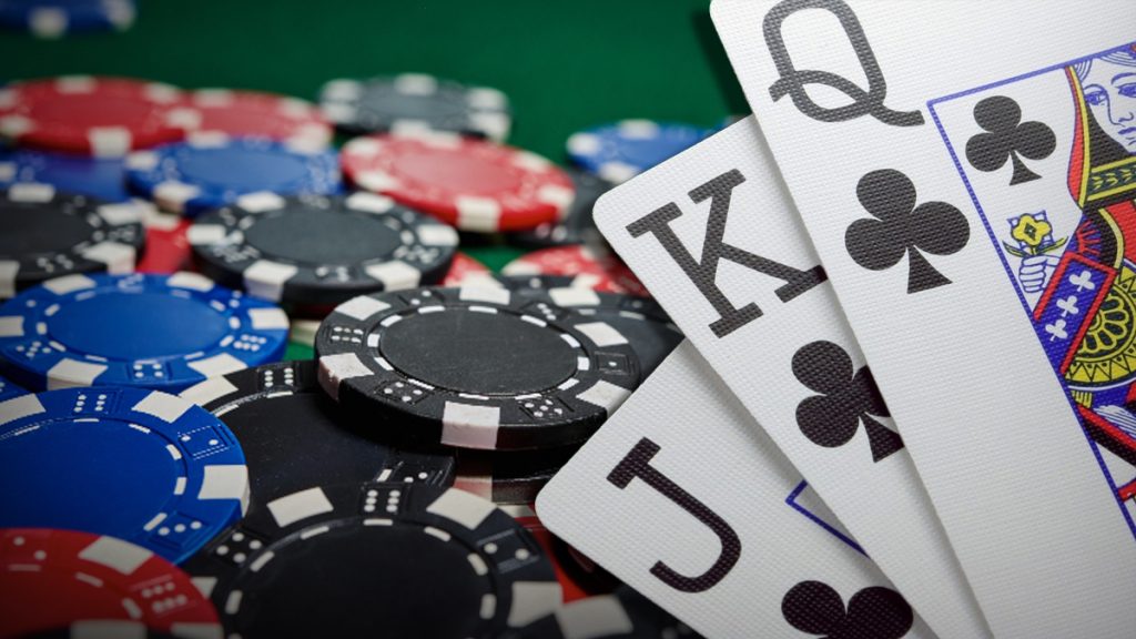 Where to play the best poker game online?